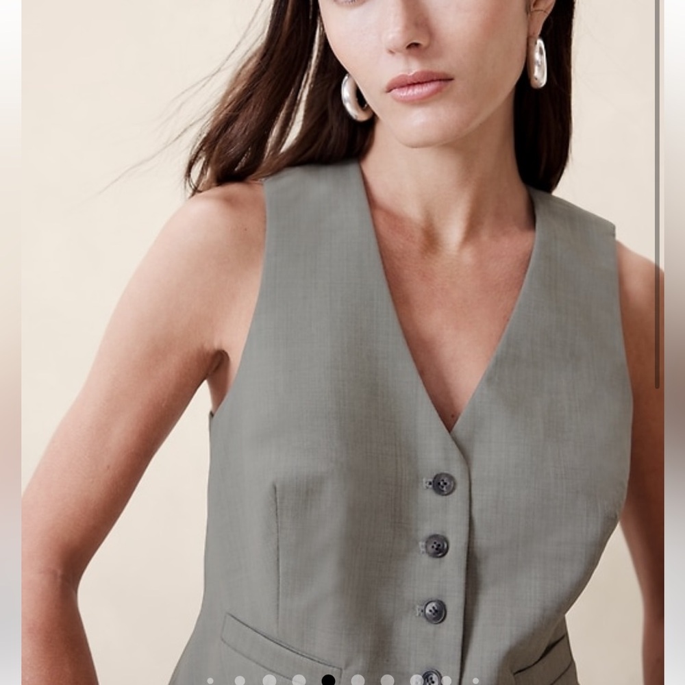 NWT banana republic ITALIAN WOOL VEST - light grey - size 16  NEW